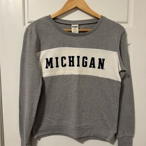 VS Pink Michigan sweatshirt